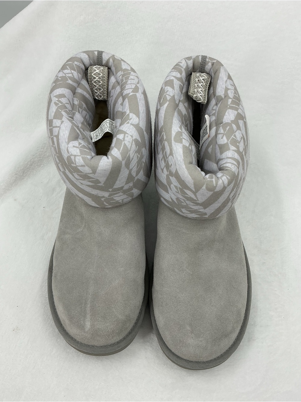 UGG Women's Light Gray Suede Ankle Boots with Patterned Padded Cuff B37